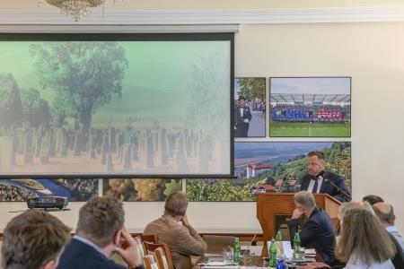 SOF_4712-1920 copy 2